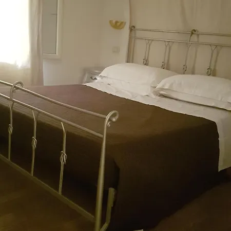 La Corte Dei Sogni לינה וארוחת בוקר