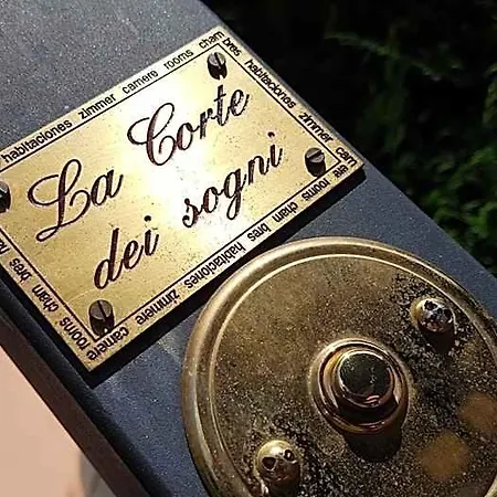 לינה וארוחת בוקר La Corte Dei Sogni מודנה