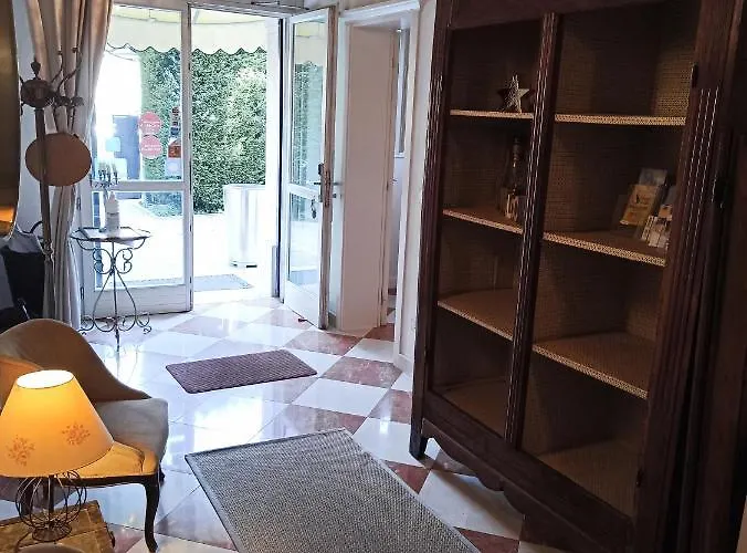 La Corte Dei Sogni Bed & Breakfast 4*